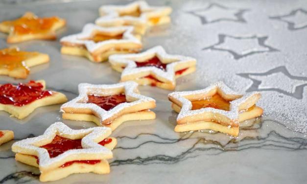 Spitzbuben (Linzer Augen): German Christmas Cookies