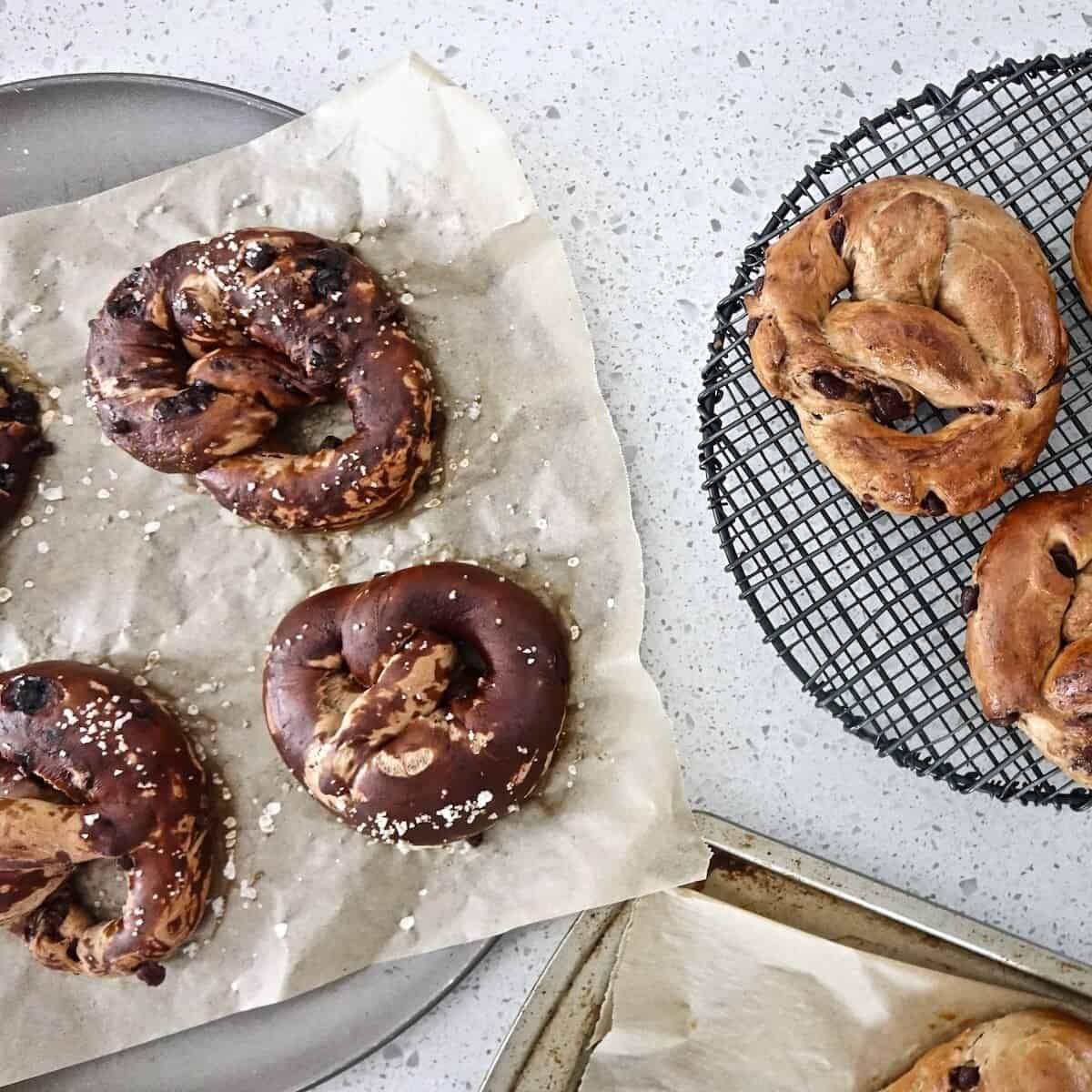 Easy Chocolate Chip Pretzels (Schokobrezeln)