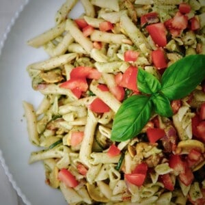Dirndl kitchen pesto pasta salad2