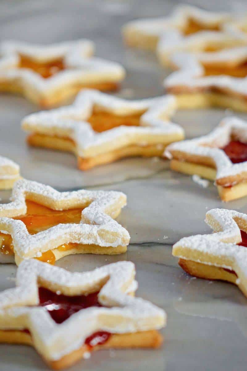 My 5 Favorite German Christmas Cookie Recipes dirndl kitchen