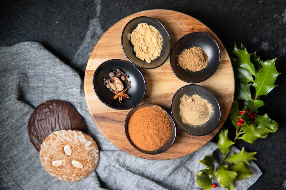 gingerbread and gingerbread spices on a plate next to it