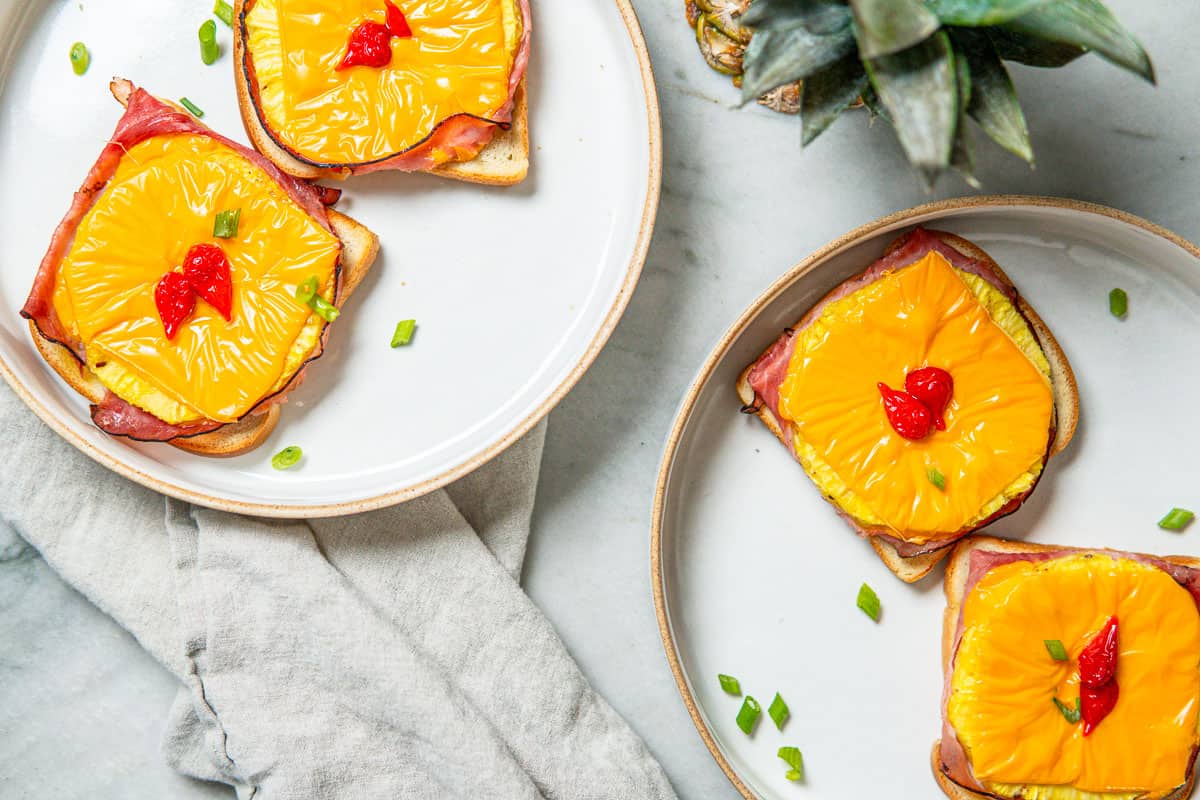 https://dirndlkitchen.com/wp-content/uploads/2023/02/toast-hawaii-ham-pineapple-sandwich-dirndl-kitchen8.jpg