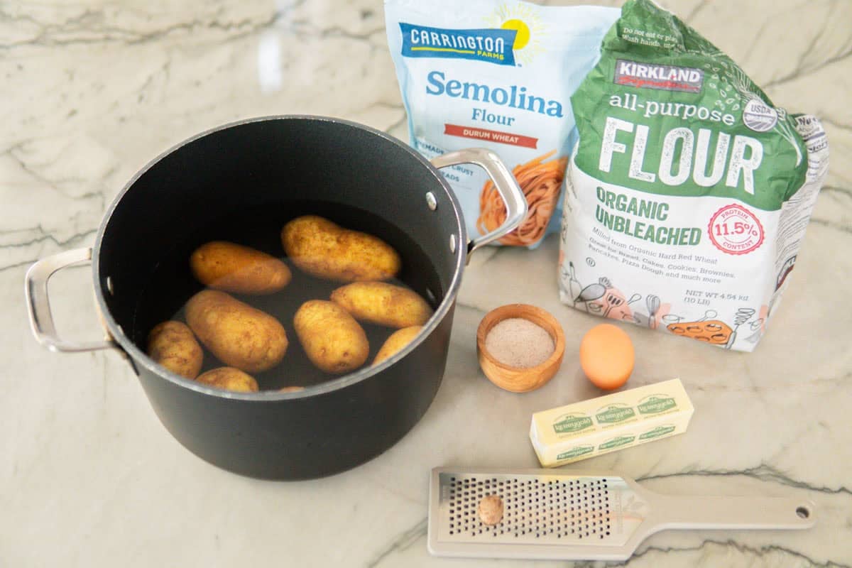 Ingredients for Schupfnudeln.